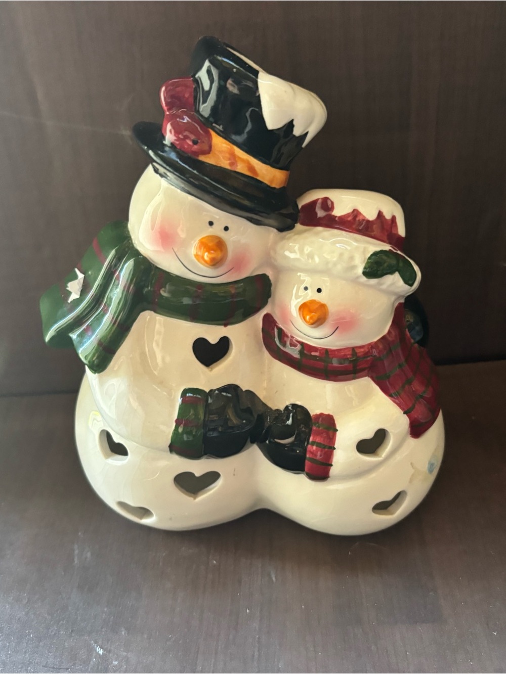 Holiday Snow Couple Ceramic Figurine - White candle holder